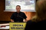 Fotogalerija: U Novoj Bukovici održana svečana sjednica Općinskog vijeća, dodijeljena su i javna priznanja, doznajte tko su laureati 6 PDC 9469