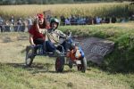 Fotogalerija: U „ludim utrkama“ motokultivatora, Dario Kumpf te Ervin Kovač i Mirjana Zeman, uzdignutih ruku dočekali su kraj na 14. Državnoj utrci 9 2609motokultivatori 11 696x464 1