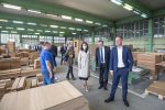 Oni trenutno izvoze 90 posto svojih proizvoda, a od toga 95 posto završava na zahtjevnom tržištu Njemačke i Austriju: Ministrica Marija Vučković posjetila tvrtku TVIN 7 IMG 0346
