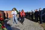 Povodom Dana Virovitičko-podravske županije položeni vijenci i zapaljene svijeće kod Spomen obilježja poginulim braniteljima u Virovitici 11 PDC 1427