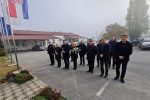 Blagdan Svih svetih: Cvjetni aranžmani i svijeće za poginule hrvatske branitelje 6 20211029 104633