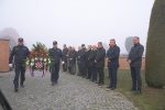 Povodom blagdana Svih svetih, kod Spomen obilježja u Virovitici, odana je počast poginulim hrvatskim braniteljima i civilnim žrtvama Domovinskog rata 7 PDC 3453