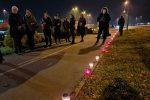 U sjećanje na Vukovar i Škabrnju: U Vukovarskoj ulici u Virovitici i kod spomenika dr. Franje Tuđmana zapaljeni su lampioni 16 20211117 171325