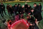 U sjećanje na Vukovar i Škabrnju: U Vukovarskoj ulici u Virovitici i kod spomenika dr. Franje Tuđmana zapaljeni su lampioni 20 20211117 172636