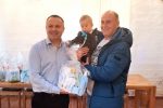 Gradonačelnik Saša Rister podijelio drugi dio poklon paketa za novorođene bebe u 2021. godini, naknade za novorođenu djecu u Orahovici su od 3.000 do 7.000 kuna 2 264420000 136621948749309 5603332255560854323 n