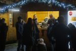Advent u Palači: Na vijencu zasjala svijeća mira, posjetitelji u Virovitici uživali u druženju i glazbi 2 MG 3162