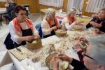 “Tako su to radili naši stari”: Udruga žena Dinjevac prikazala stare običaje i delicije 11 20220226 194119 copy 1000x750