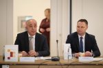 U Virovitici održana sjednica Izvršnog odbora Hrvatske zajednice županija: Od 5. rujna 2022. godine do 31. prosinca 2023. godine cijene proizvoda bit će izražene u dvojnoj valuti -u kunama i eurima 1 IMG 3235