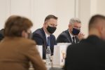 U Virovitici održana sjednica Izvršnog odbora Hrvatske zajednice županija: Od 5. rujna 2022. godine do 31. prosinca 2023. godine cijene proizvoda bit će izražene u dvojnoj valuti -u kunama i eurima 18 IMG 3351