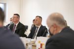 U Virovitici održana sjednica Izvršnog odbora Hrvatske zajednice županija: Od 5. rujna 2022. godine do 31. prosinca 2023. godine cijene proizvoda bit će izražene u dvojnoj valuti -u kunama i eurima 24 IMG 3392