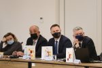 U Virovitici održana sjednica Izvršnog odbora Hrvatske zajednice županija: Od 5. rujna 2022. godine do 31. prosinca 2023. godine cijene proizvoda bit će izražene u dvojnoj valuti -u kunama i eurima 27 IMG 3406