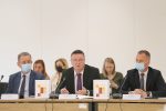 U Virovitici održana sjednica Izvršnog odbora Hrvatske zajednice županija: Od 5. rujna 2022. godine do 31. prosinca 2023. godine cijene proizvoda bit će izražene u dvojnoj valuti -u kunama i eurima 32 IMG 3447