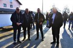 Fotogalerija: Josip Špoljarić odnio pobjedu na tradicionalnoj 12. Kobasijadi u Velikom Rastovcu koju je otvorio župan Igor Andrović 6 Kobasijada Veliki Rastovac 7