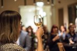 Vratili su se iz Zagreba gdje su imali stalne poslove i gdje su živjeli osam godina, te u Maloj Črešnjevici posadili ekološki nasad vinograda, upoznajte Ivonu i Miroslava Slavičeka koji su predstavili svoja vina Chresno 12 PDC 7654