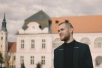 U Dvorcu Pejačević i Kuriji Janković u Kapela Dvoru, Stjepan Lach je snimio spot za pjesmu "Zauvijek" koja se nalazi na njegovu albumu prvijencu „Više od ljubavi“ 4 zauvijek tvoj 7