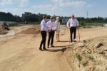 Gradonačelnik Rister, župan Andrović i njegovi suradnici obišli tri velika orahovačka projekta 3 Radovi zona 3 copy 1000x468