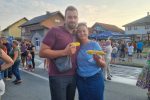 Vatra, miris pečenjaka i prepun pitomački trg na 15. Danu pečenjakov: Izvrsnu manifestaciju zaključio koncert grupe Vigor 33 20220807 185630