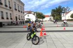 U središtu Virovitice velik broj mališana i ove se godine okušao u vožnji spretnosti u akciji "Sigurno u školu" 2 Foto 2 4