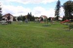 U Orahovici počelo postavljanje ograde oko dječjeg igrališta: Za sigurnu i bezbrižnu igra najmlađih 2 Postavljanje ograde oko djecjeg igralista 1 – kopija