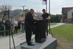U Cabuni svečano otkriveno Spomen obilježje Damiru Babuku, poginulom policajcu i dragovoljcu Domovinskog rata 9 IMG 20221008 141600 Custom