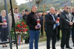 U Cabuni svečano otkriveno Spomen obilježje Damiru Babuku, poginulom policajcu i dragovoljcu Domovinskog rata 13 IMG 20221008 141750 Custom