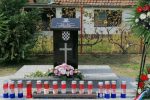 U Cabuni svečano otkriveno Spomen obilježje Damiru Babuku, poginulom policajcu i dragovoljcu Domovinskog rata 18 IMG 20221008 144157 Custom