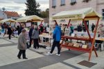 Fotogalerija: Na jubilarnoj 10. „Jeseni u gradu“ posjetitelji se zasladili 60-metarskim kolačem od jabuka 22 viber image 2022 10 22 14 55 11 209