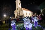 Započeo je Advent u Čačincima: Upaljena prva adventska svijeća koja simbolizira nadu i iščekivanje 9 cac8