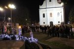 Fotogalerija: U Pitomači uz pjesmu, kuhano vino i čaj, upaljena je prva adventska svijeća 8 pitomaca advent 8