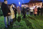 Paljenjem druge adventske svijeće, druženjem u parku te nastupom učenika Glazbene škole Jan Vlašimsky - nastavljena suhopoljska “Božićna priča” 22 MG 2344 Custom