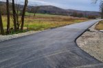 Asfaltirana spojna cesta Šareni mostovi – Mlinska ulica u virovitičkom prigradskom naselju Sveti Đurađ 2 20221230 141429 scaled Custom