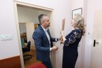 Fotogalerija: Zamjenik župana Marijo Klement, svim djelatnicima Virovitičko-podravske županije, čestitao Međunarodni Dan žena 22 IMGL2097