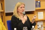 Vlasta Golub brojnoj virovitičkoj publici predstavila svoj prvi roman za odrasle pod nazivom “Ritam odlazaka” 3 IMG 3335