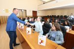 Župan Igor Andrović ugostio slatinske hrvačice koje su u Bujama osvojile devet naslova državnih prvakinja i ekipno se "okitile" zlatom u sveukupnom poretku 4 hrvacice 4