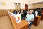 Župan Igor Andrović ugostio slatinske hrvačice koje su u Bujama osvojile devet naslova državnih prvakinja i ekipno se "okitile" zlatom u sveukupnom poretku 8 hrvacice 8