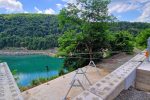Tu, kod nas: Bit će to „let iznad smaragdnog jezera“, jer u adrenalinskom parku tvrtke Radlovac, postavlja se zip line koji će kad se postavi, biti prvorazredna atrakcija 1 20230705 140111