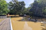 Drava odsjekla Križnicu od kopna: Do pješačkog mosta može se samo čamcem i traktorom, a vrhunac vodenog vala očekuje se s utorka na srijedu 51 20230808 094809 1