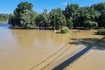 Drava se izlila kod Dravskog mosta, Izletište Križnica je pod vodom, vodostaj i dalje raste, postavljaju se zečji nasipi... 4 366259737 681506064005851 5524549606363151833 n