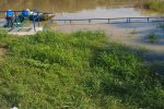 Drava odsjekla Križnicu od kopna: Do pješačkog mosta može se samo čamcem i traktorom, a vrhunac vodenog vala očekuje se s utorka na srijedu 54 viber slika 2023 08 07 18 47 49 083