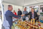 U središtu Gospića, Lika je ponudila najbolje što ima, na 25. jubilarnoj manifestaciji „Jesen u Lici“, a među 350 izlagača, predstavilo se i njih 20-ak iz Virovitičko-podravske županije kao dio Agroexpa 5 IMGL7444