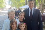 Predsjednik Vlade RH, Andrej Plenković pozdravio izbjegle Ukrajince u Višnjici 6 ple9 818x768