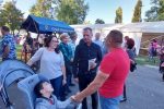 Fotogalerija: 15. Dani kestena i vina u Orahovici privukli mnoštvo u Središnji gradski park 2 IMG ebf700e36bbc17e9dac34352bf627ade V
