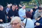 Fotogalerija: 15. Dani kestena i vina u Orahovici privukli mnoštvo u Središnji gradski park 17 IMG f949ceeb4d06c700fa786a1bf7589cca V