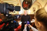 Prezentirajući sakralnu kulturnu baštinu Franjevačkog samostana u Virovitici, predstavljen je Virovitički katolički kalendar za 2024. godinu 15 IMGL4054