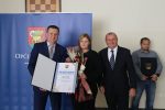 Dodijeljena javna priznanja zaslužnima za promicanje i razvoj općine Lukač, Zlatne plakete, posthumno Lazi Miočinoviću i DVD-u Turanovac 5 IMG 9696