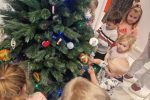 Mališane DV “Bubamara” Gornje Bazje dočekale vreće pune darova koje im je pripremio Sveti Nikola 1 Gornje Bazje sv. Nikola 1
