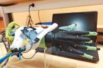 Upoznajte virovitičke tehničare za mehatroniku, stručnjake čiju ćemo pomoć u budućnosti sve više trebati: Oni razumiju i električnu harfu, solare, laboratorij, pa i pametnu košnicu 1 20240209 141736 Small