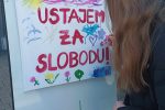 Udruga S.O.S. Virovitica ispred Gradske knjižnice i čitaonice u Virovitici obilježila međunarodni pokret „Milijarda ustaje“ 3 428180862 933054708324597 4751741753685801765 n