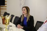 Virovitičko-podravski župan Igor Andrović ugostio brončane rukometašice Slatinčanku Tenu Jurlinu i Virovitičanku Ivu Blažević čestitavši im na velikom uspjehu u Crnoj Gori 5 IMG 2249 1500x1000