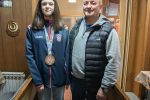 „Taj slatinski zrak“ je nešto posebno“, jer tu se stvaraju vrhunski sportaši: Uz pljesak i cvijeće, Slatina je dočekala europsku broncu iz taekwondoa – sjajnu Martu Šebalj 1 sebalj 1